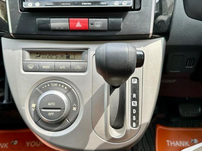 ミラカスタム　4WD  エンジンスターター　バックカメラ　ナビテレビ　DVD再生　キーフリー 4WD 660 5Dr