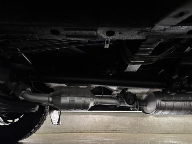 デリカＤ：５　グレードＭ　本州仕入　ワンオーナー　寒冷地仕様　禁煙車　新品ＶＥＮＥＳ１６インチＡＷ＋新品ＴＯＹＯホワイトレター　新品ＪＡＯＳブラックマッドガード　アルパインリアフリップダウンモニター　Ｂｌｕｅｔｏｏｔｈ 4WD 2500 5Dr
