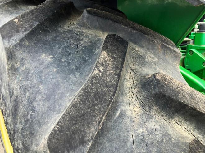 トラクタージョンデア　中古　JD6310