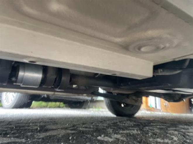 モコＳ　ＦＯＵＲ　４ＷＤ　キーレスエントリー　シートヒーター　ベンチシート　ＡＴ　盗難防止システム　ＡＢＳ　ＣＤ　衝突安全ボディ　エアコン（北海道） 4WD 660 5Dr