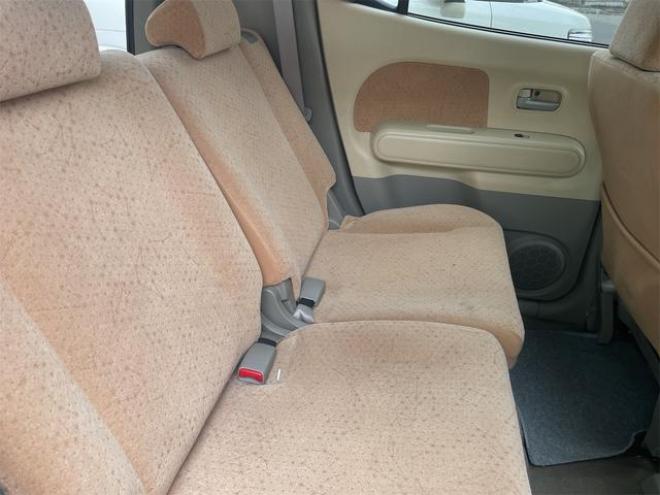 モコＳ　ＦＯＵＲ　４ＷＤ　キーレスエントリー　シートヒーター　ベンチシート　ＡＴ　盗難防止システム　ＡＢＳ　ＣＤ　衝突安全ボディ　エアコン（北海道） 4WD 660 5Dr