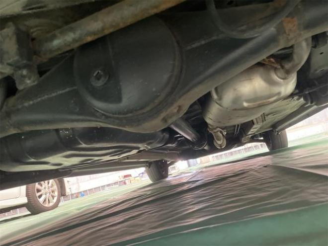 アルトＦ　４ＷＤ　シートヒーター　ＡＴ　盗難防止システム　ＡＢＳ　ＣＤ　衝突安全ボディ　エアコン　パワーステアリング　パワーウィンドウ（北海道） 4WD 660 5Dr