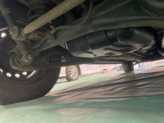 アルトＦ　４ＷＤ　シートヒーター　ＡＴ　盗難防止システム　ＡＢＳ　ＣＤ　衝突安全ボディ　エアコン　パワーステアリング　パワーウィンドウ（北海道） 4WD 660 5Dr