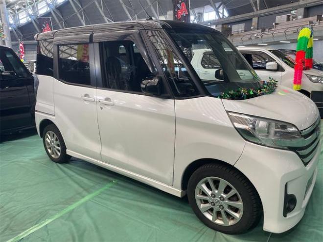 デイズルークスハイウェイスター　Ｘ　全周囲カメラ　両側スライドドア　ＴＶ　スマートキー　ＣＶＴ　アルミホイール　エアコン　パワーステアリング（北海道） 4WD 660 5Dr