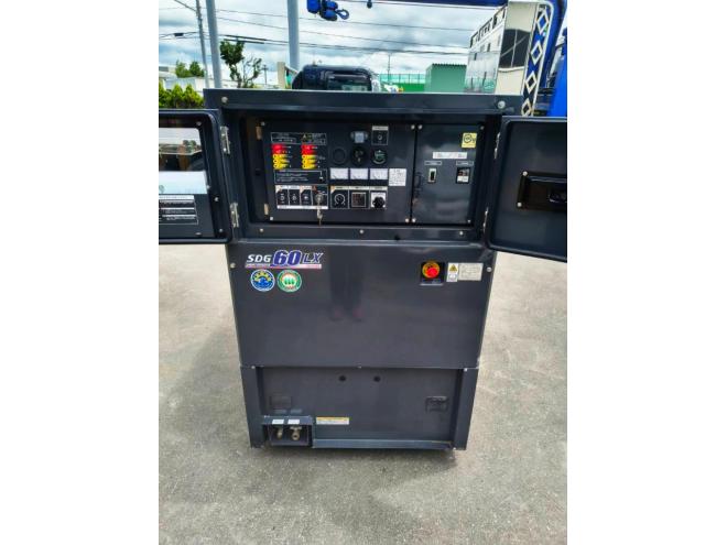 発電機北越エアマン　中古　SDG60LXR-5B1　エンジン発電機　