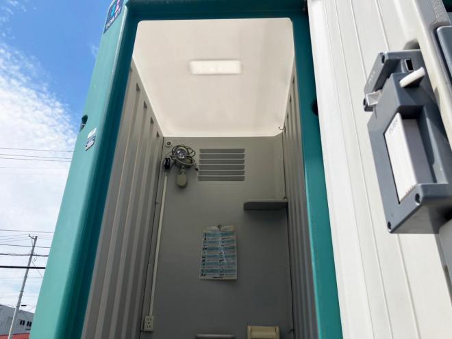 仮設トイレ中古　簡易水洗トイレ　シングル　