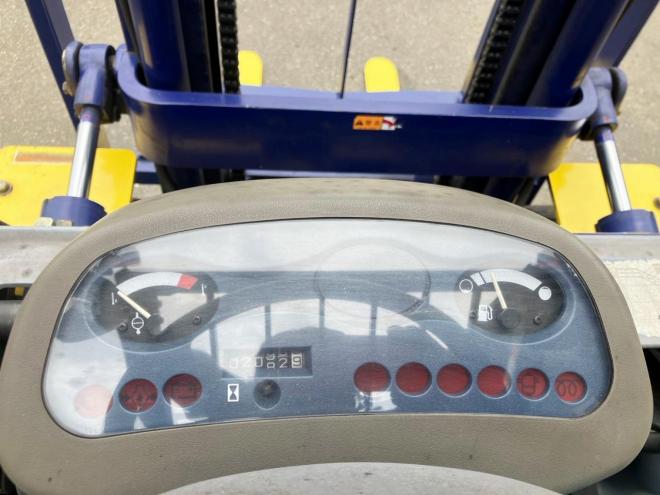フォークリフトコマツ　中古　FD20LC-14　建機