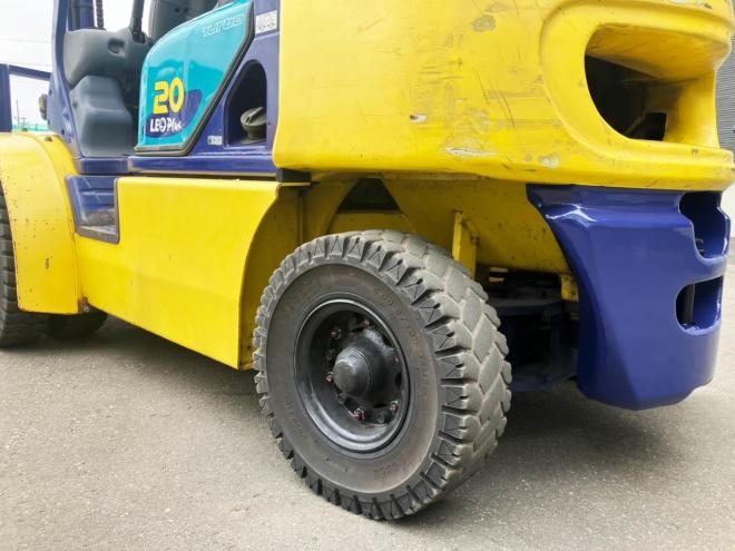 フォークリフトコマツ　中古　FD20LC-14　建機
