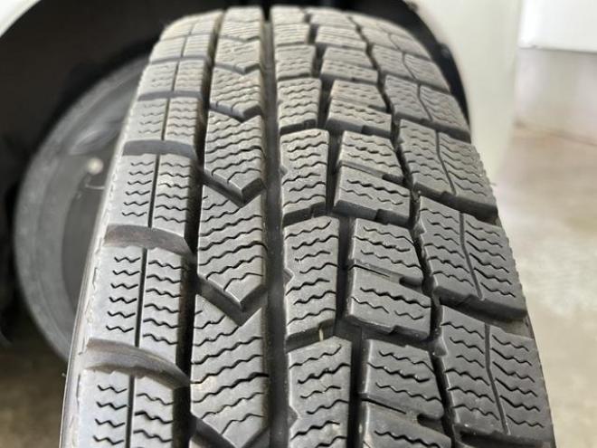 パッソ１．０Ｘ　Ｌパッケージ　キリリ　寒冷地仕様　禁煙車　純正ＳＤナビ　地デジ　Ｂｌｕｅｔｏｏｔｈオーディオ　バックカメラ　スマートキー　エンジンスターター　ＨＩＤヘッドライト　社外１４インチＡＷ　社外１３ＡＷ＋スタッドレスタイヤ付 4WD 1000 5Dr