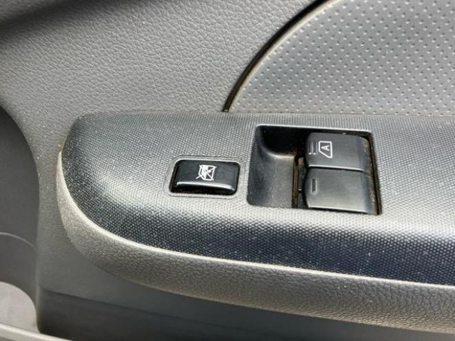キャラバンバンNV350 スーパーロングＤＸターボ　４ＷＤ　ロングハイルーフ標準仕様　キーレス　ＴＶ付ナビ　Ｂｌｕｅｔｏｏｔｈ　エンジンスターター（北海道） 4WD 2500(D) 4Dr