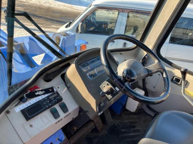 ホイールローダ日立建機株式会社（北海道） 2WD 1500(D) １Dr