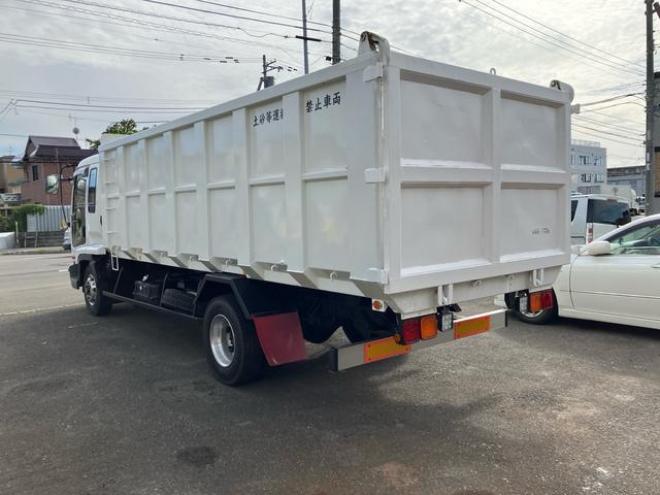 フォワードベースグレード　積載量２７００ｋｇ　荷台アルミ　荷台長さ５．３ｍ　巾２．１２ｍ　深さ１．４ｍ（北海道） 2WD 7800(D) 2Dr