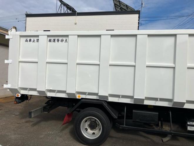 フォワードベースグレード　積載量２７００ｋｇ　荷台アルミ　荷台長さ５．３ｍ　巾２．１２ｍ　深さ１．４ｍ（北海道） 2WD 7800(D) 2Dr