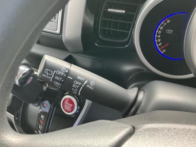 N-BOX+カスタム　Ｇ　４ＷＤ　ワンオーナー　ＴＶ付ナビ　バックカメラ　スマートキー　アイドリングストップ（北海道） 4WD 660 5Dr