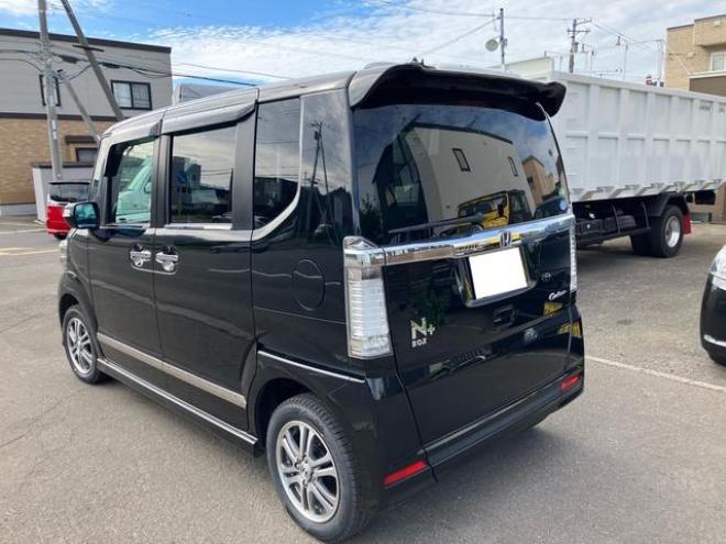 N-BOX+カスタム　Ｇ　４ＷＤ　ワンオーナー　ＴＶ付ナビ　バックカメラ　スマートキー　アイドリングストップ（北海道） 4WD 660 5Dr