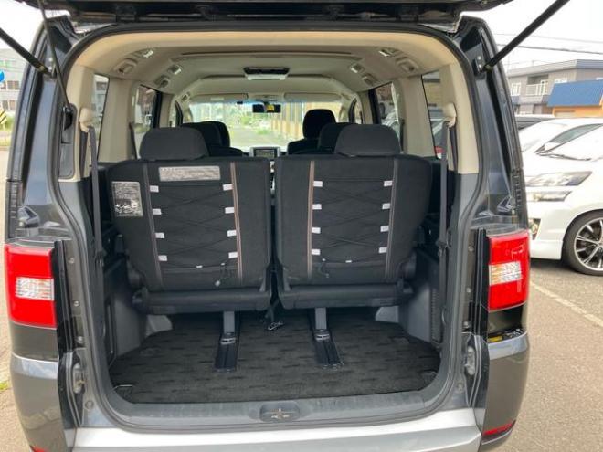 デリカＤ：５ Ｇ　プレミアム　４ＷＤ　フロントガード　ルーフラック　バックカメラ　マットタイヤ　社外アルミ　ＴＶ付ナビ　ＥＴＣ（北海道） 4WD 2400 5Dr