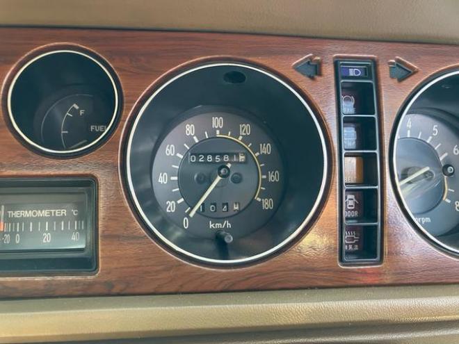 コロナ２０００ＧＴ　バケットシート　社外シートベルト　社外アルミ　社外マフラー　キャブ仕様（北海道） 2WD 2000 ２Dr