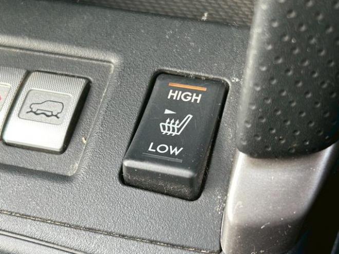 フォレスター２．０ｉ－Ｌ　アイサイト　４ＷＤ　社外ナビ　社外テレビ　パドルシフ　エックスモード付き　アイサイト（北海道） 4WD 2000 5Dr