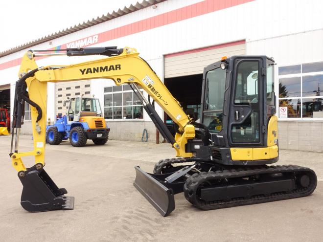 バックホーヤンマー　VIO45-6A　バケット容量0.18m3