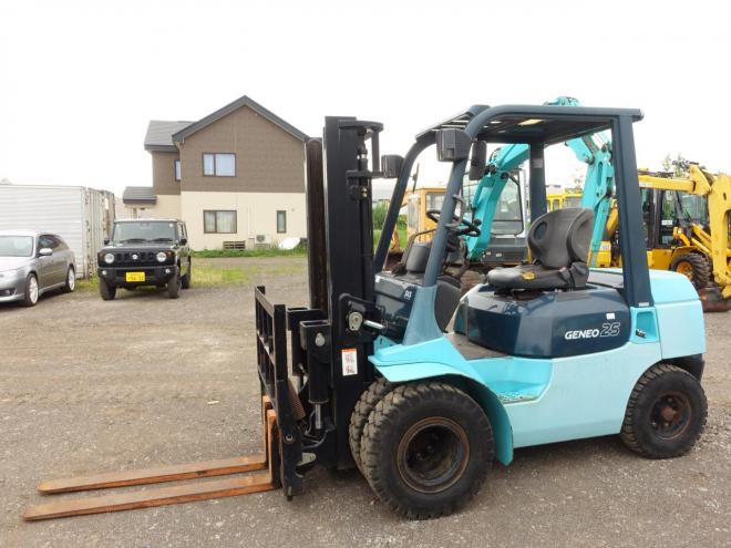 フォークリフトトヨタ　7FD25　ディーゼル
