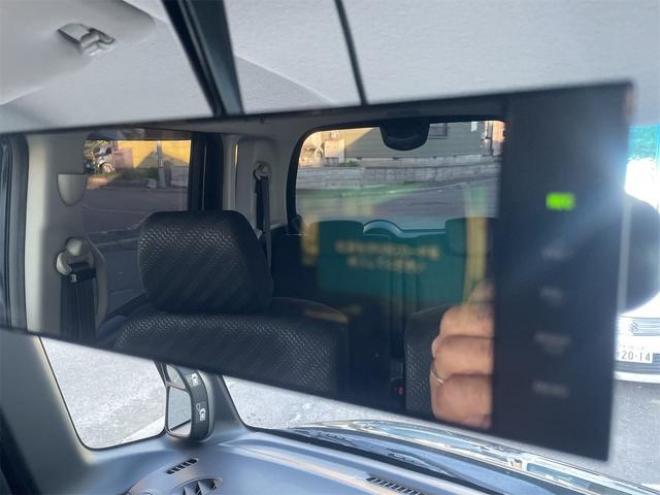 N-BOXカスタム Ｇ・ターボパッケージ ４ＷＤ バックカメラ 両側電動スライドドア ＴＶ クリアランスソナー オートクルーズコントロール オートライト ＨＩＤ スマートキー アイドリングストップ ベンチシート ＣＶＴ 盗難防止システム（北海道） 4WD 660 5Dr