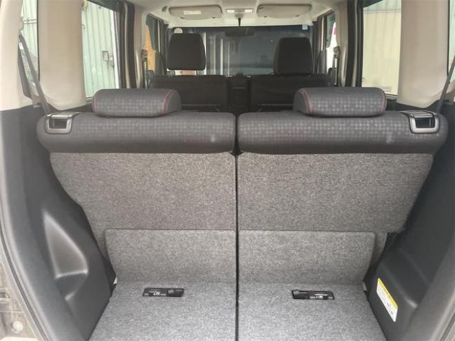 N-BOXカスタム ２トーンカラースタイル Ｇ・Ｌパッケージ ４ＷＤ 後期 フルセグナビ Ｒカメラ パワースライド セカンドシートスライドタイプ ＨＩＤ（北海道） 4WD 660 5Dr
