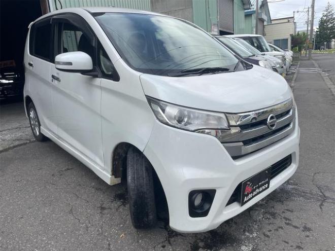 デイズハイウェイスター Ｘ ４ＷＤ リアカメラ セキュリティアラーム Ｓキー Ａストップ 衝突安全ボディ フルオートエアコン 寒冷地仕様 パワーウィンドウ ベンチシート ダブルエアバッグ ４ＷＤ エアバック キーレス ＡＢＳ（北海道） 4WD 660 5Dr