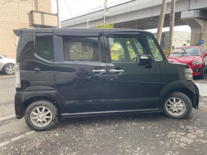N-BOXカスタム Ｇ ターボＳＳパッケージ フルタイム４ＷＤ（北海道） 4WD 660 5Dr