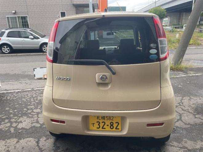 モコＳ ＦＯＵＲ ４ＷＤ キーレスエントリー シートヒーター ベンチシート ＡＴ 盗難防止システム ＡＢＳ ＣＤ 衝突安全ボディ エアコン（北海道） 4WD 660 5Dr