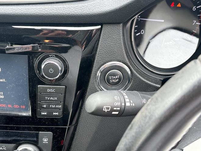 エクストレイル2.0 20XハイブリッドEブレーキPKG 4WD　ローンが不安な方＜優遇ローン＞本州仕入 寒冷地仕様 　純正ナビ　フルセグ 4WD 2000 5Dr