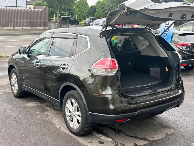 エクストレイル2.0 20XハイブリッドEブレーキPKG 4WD　ローンが不安な方＜優遇ローン＞本州仕入 寒冷地仕様 　純正ナビ　フルセグ 4WD 2000 5Dr