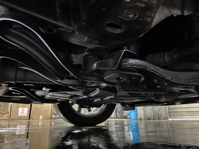 ヴェルファイア２．４Ｚ　寒冷地仕様　禁煙車　リアフリップダウンモニター　ＳＭＡＣＫ１８インチＡＷ　社外１６ＡＷ＋スタッドレスタイヤ付　パワースライドドア　純正ＨＤＤナビ　地デジ　ＤＶＤ再生　Ｂｌｕｅｔｏｏｔｈ　バックカメラ 4WD 2400 5Dr