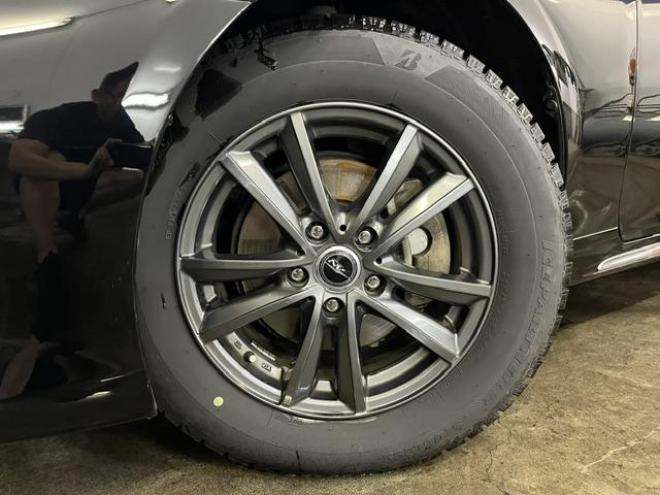 マークXプレミアム　Ｆｏｕｒ　最上級グレード　本州仕入　寒冷地仕様　禁煙車　純正ハーフレザーシート　両席シートヒーター　純正ナビ　フルセグ地デジ　Ｂｌｕｅｔｏｏｔｈオーディオ　ＤＶＤ再生　バックカメラ　ＨＩＤヘッドライト　ＥＴＣ 4WD 2500 4Dr