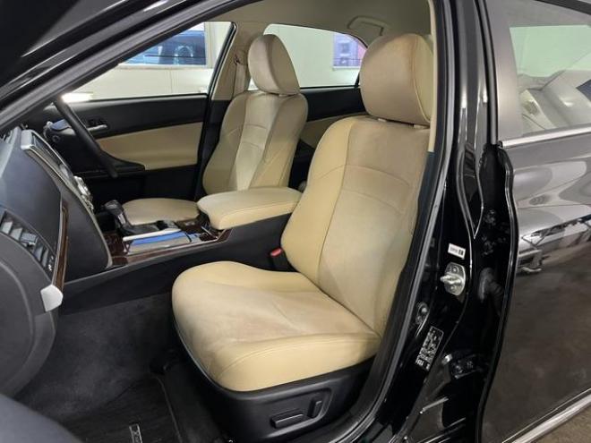 マークXプレミアム　Ｆｏｕｒ　最上級グレード　本州仕入　寒冷地仕様　禁煙車　純正ハーフレザーシート　両席シートヒーター　純正ナビ　フルセグ地デジ　Ｂｌｕｅｔｏｏｔｈオーディオ　ＤＶＤ再生　バックカメラ　ＨＩＤヘッドライト　ＥＴＣ 4WD 2500 4Dr