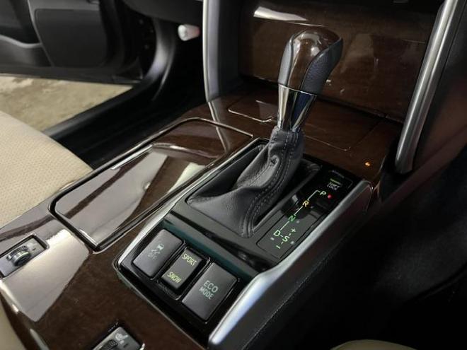 マークXプレミアム　Ｆｏｕｒ　最上級グレード　本州仕入　寒冷地仕様　禁煙車　純正ハーフレザーシート　両席シートヒーター　純正ナビ　フルセグ地デジ　Ｂｌｕｅｔｏｏｔｈオーディオ　ＤＶＤ再生　バックカメラ　ＨＩＤヘッドライト　ＥＴＣ 4WD 2500 4Dr