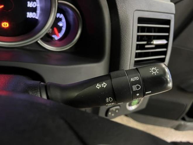 マークXプレミアム　Ｆｏｕｒ　最上級グレード　本州仕入　寒冷地仕様　禁煙車　純正ハーフレザーシート　両席シートヒーター　純正ナビ　フルセグ地デジ　Ｂｌｕｅｔｏｏｔｈオーディオ　ＤＶＤ再生　バックカメラ　ＨＩＤヘッドライト　ＥＴＣ 4WD 2500 4Dr