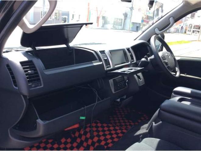 ハイエースバン2.8 スーパーGL ロング ディーゼルターボ 4WD　寒冷地仕様　リアクーラー&リアヒーター　プッシュスタート　スマートキー　ステアリングスイッチ　ベッドキッド　LEDヘッドライト　ドライブレコーダー　メモリナビ　ワンセグTV　Bカメラ　電動格納ミラー 2800