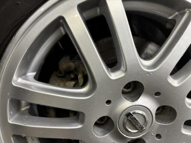 キューブ１５Ｘ　Ｆｏｕｒ　インディゴ＋プラズマ　ワンオーナー　禁煙車　Ｂｌｕｅｔｏｏｔｈ　純正ナビ　地デジ　ＤＶＤ再生　バックカメラ　インテリジェントキー　純正１５インチＡＷ　スタッドレスタイヤ付　ドライブレコーダー　純正ドアバイザー　ＥＴＣ 4WD 1500 5Dr