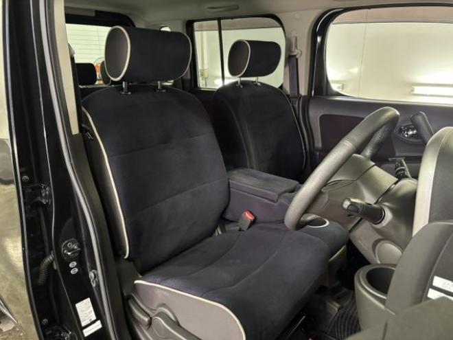 キューブ１５Ｘ　Ｆｏｕｒ　インディゴ＋プラズマ　ワンオーナー　禁煙車　Ｂｌｕｅｔｏｏｔｈ　純正ナビ　地デジ　ＤＶＤ再生　バックカメラ　インテリジェントキー　純正１５インチＡＷ　スタッドレスタイヤ付　ドライブレコーダー　純正ドアバイザー　ＥＴＣ 4WD 1500 5Dr