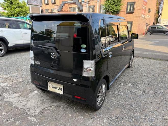 ピクシススペースカスタムX 4WD 660 5Dr