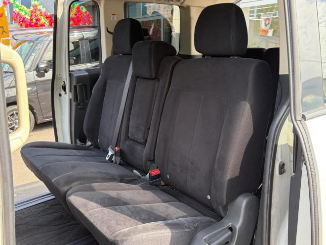 デリカD5 2.2DT Dパワーパッケージ 4WD ローンが不安な方＜優遇ローン＞ 本州仕入 寒冷地仕様 ナビ　後席モニター 4WD 2300 5Dr