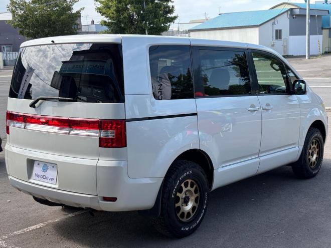 デリカD5 2.2DT Dパワーパッケージ 4WD ローンが不安な方＜優遇ローン＞ 本州仕入 寒冷地仕様 ナビ　後席モニター 4WD 2300 5Dr