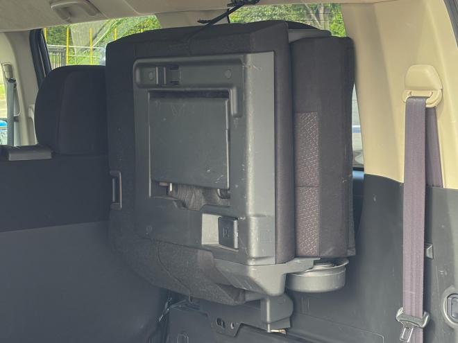 デリカD5 2.2DT Dパワーパッケージ 4WD ローンが不安な方＜優遇ローン＞ 本州仕入 寒冷地仕様 ナビ　後席モニター 4WD 2300 5Dr