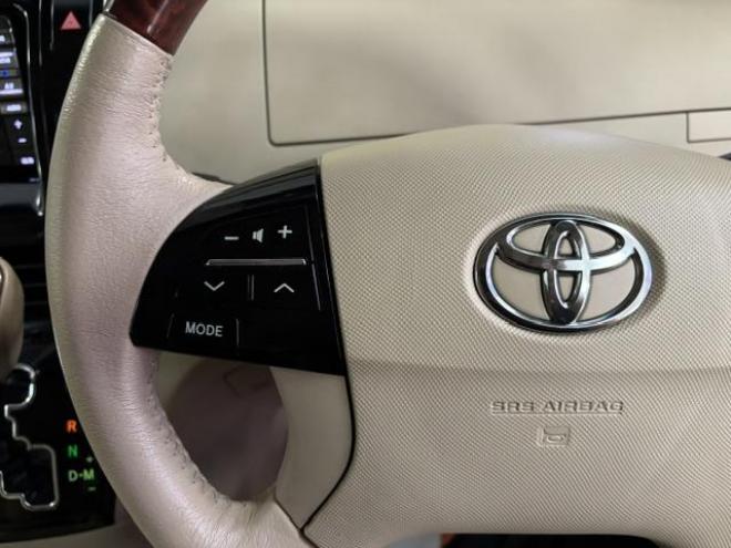 エスティマアエラス　本州仕入　禁煙車　ブラックルーフ＆サンルーフ　アルパイン製リアフリップダウンモニター　純正ナビ　地デジ　Ｂｌｕｅｔｏｏｔｈ　バックカメラ　両側パワースライドドア　純正１８インチＡＷ　ドライブレコーダー 4WD 2400 5Dr