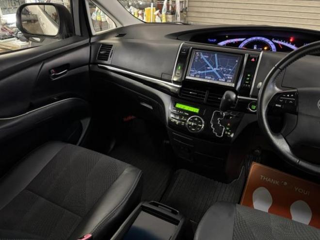 エスティマアエラス　プレミアムエディション　本州仕入　禁煙車　パワーバックドア　両側パワースライドドア　純正ナビ　地デジ　Ｂｌｕｅｔｏｏｔｈ　バックカメラ　純正ブラックハーフレザーシート　純正１８インチＡＷ　社外１６ＡＷ＋スタッドレスタイヤ付 4WD 2400 5Dr