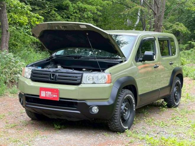 クロスロード2.0 20X HIDエディション 4WD　パワステ　パワーウィンドウ　アルミホイール　エアコン　ABS　バックカメラ　キーレスエントリー　3列シート　盗難防止装置　横滑り防止装置　ディスチャージドランプ　全塗装済 2000
