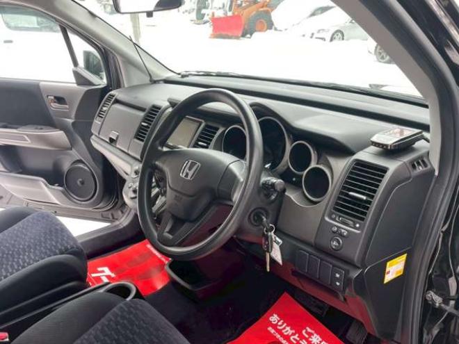 クロスロード2.0 20X HIDエディション 4WD　パワステ　パワーウィンドウ　アルミホイール　エアコン　ABS　バックカメラ　キーレスエントリー　3列シート　盗難防止装置　横滑り防止装置　ディスチャージドランプ　全塗装済 2000