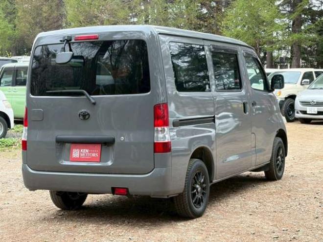 タウンエースバン1.5 GL 4WD　全塗装済　寒冷地仕様　社外ナビ　フルセグ　バックカメラ　ETC　キーレスエントリー　リアヒーター　パワステ　パワーウィンドウ　エアコン　ABS 1500