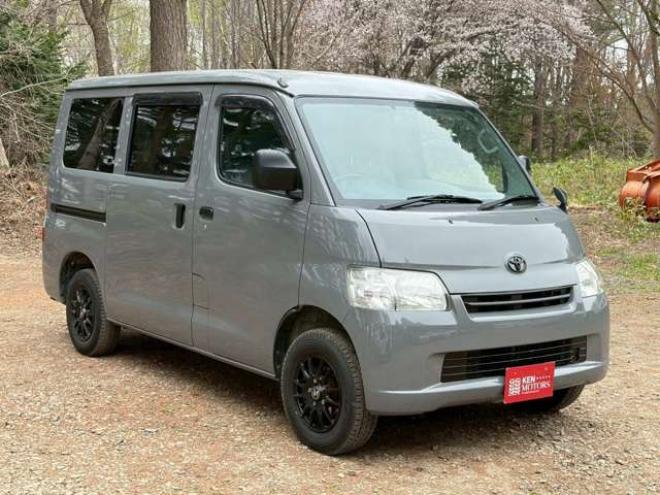 タウンエースバン1.5 GL 4WD　全塗装済　寒冷地仕様　社外ナビ　フルセグ　バックカメラ　ETC　キーレスエントリー　リアヒーター　パワステ　パワーウィンドウ　エアコン　ABS 1500