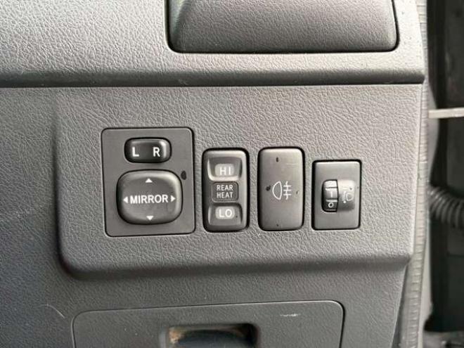 タウンエースバン1.5 GL 4WD　全塗装済　寒冷地仕様　社外ナビ　フルセグ　バックカメラ　ETC　キーレスエントリー　リアヒーター　パワステ　パワーウィンドウ　エアコン　ABS 1500